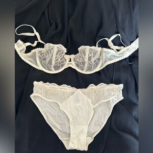 Passionata cream lingerie set